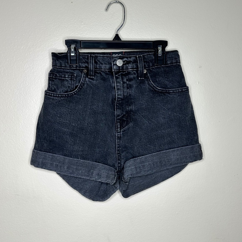BDG Denim Shorts Mom‎ High-Rise Cuffed Washed Black size 25